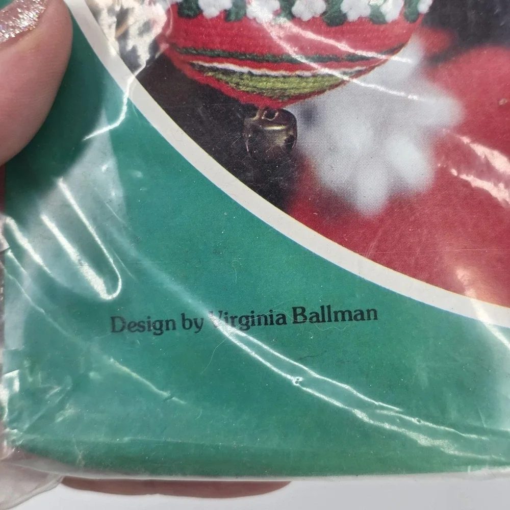 Paragon Needlecraft Christmas Cheer Ornament Kit 6310 Vintage 1978 Set of 4 Red
